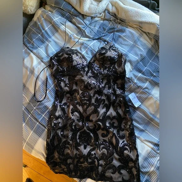 strapless open back dress Leyla Sequin Strappy Back Mini Dress